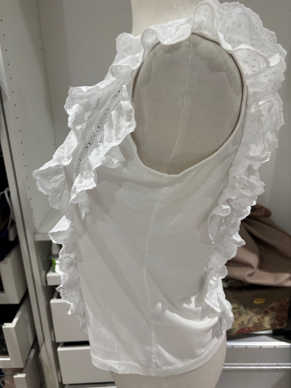 Veronica Beard White Ruffle Eyelet Shell - Picture 3 of 9